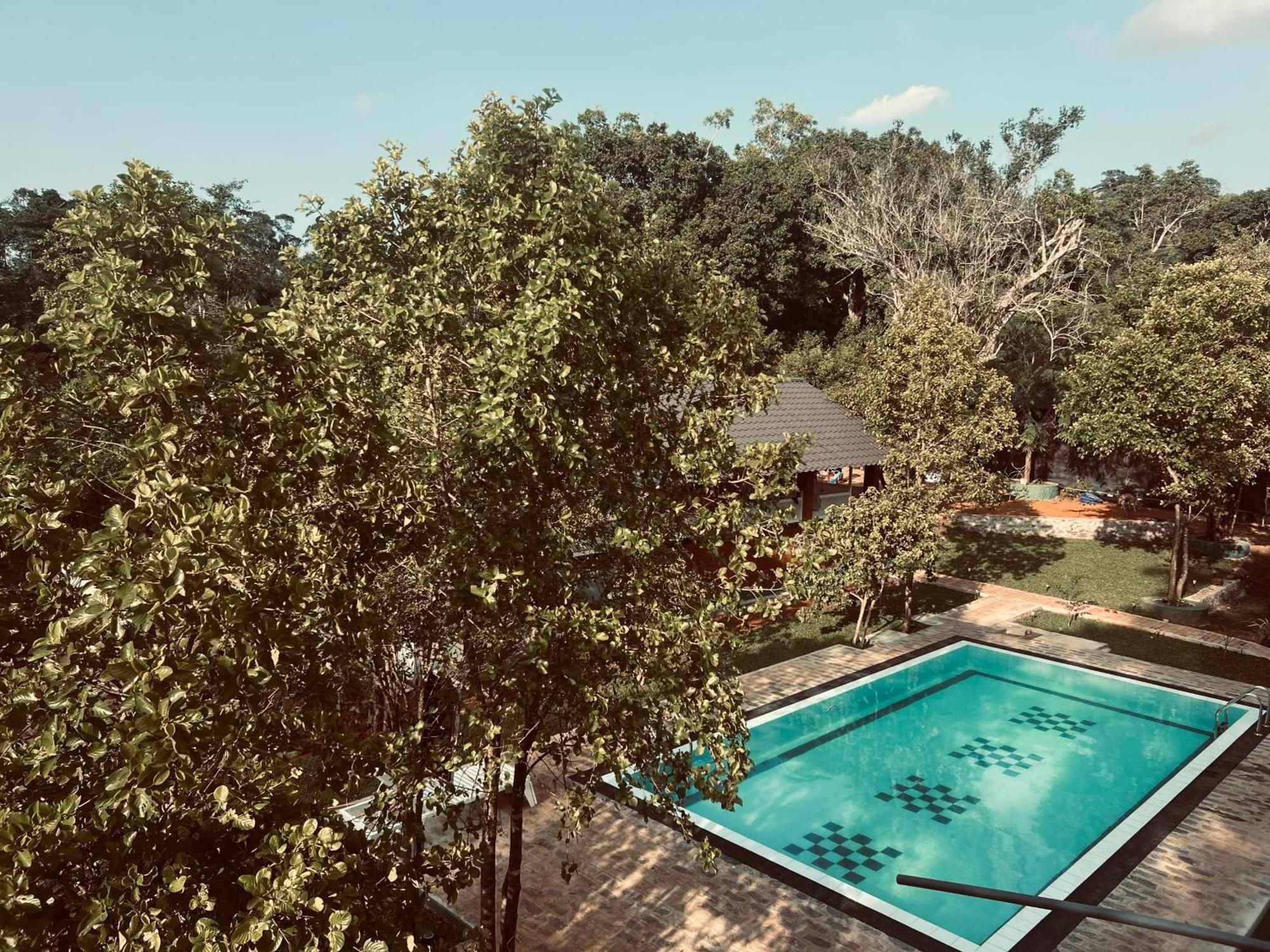 Maapagala Resort Sigiriya Luaran gambar